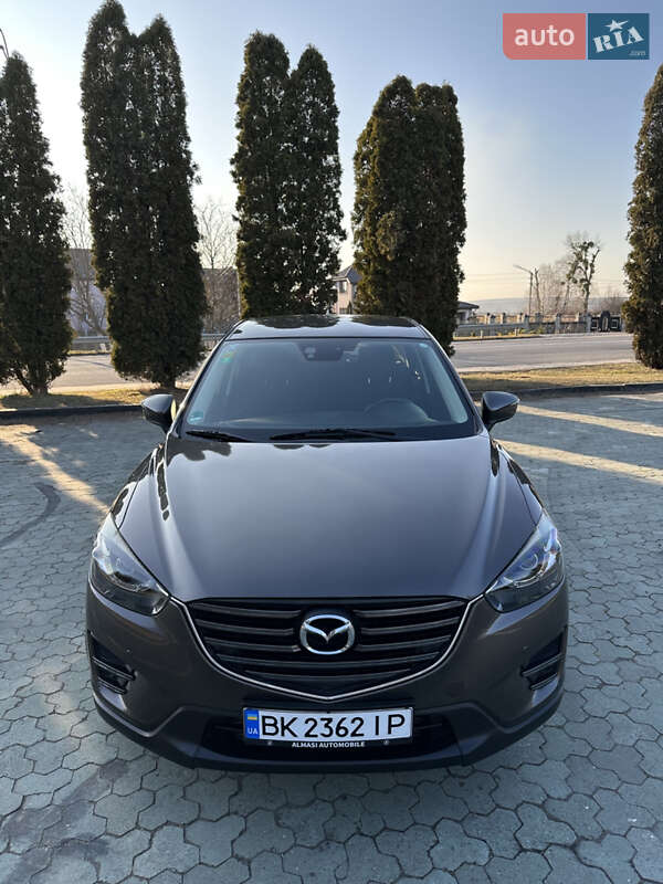 Внедорожник / Кроссовер Mazda CX-5 2016 в Дубно