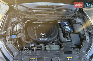 Внедорожник / Кроссовер Mazda CX-5 2016 в 