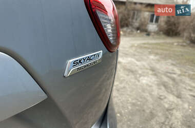 Позашляховик / Кросовер Mazda CX-5 2013 в 