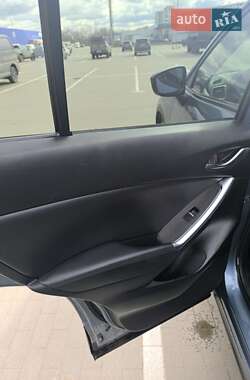 Позашляховик / Кросовер Mazda CX-5 2015 в 