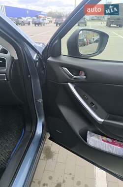 Позашляховик / Кросовер Mazda CX-5 2015 в 