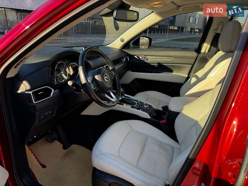 Внедорожник / Кроссовер Mazda CX-5 2018 в Киеве