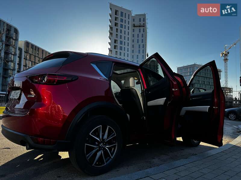 Внедорожник / Кроссовер Mazda CX-5 2018 в Киеве