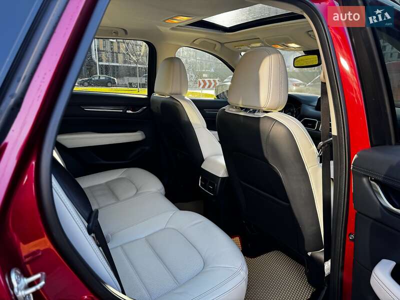 Внедорожник / Кроссовер Mazda CX-5 2018 в Киеве