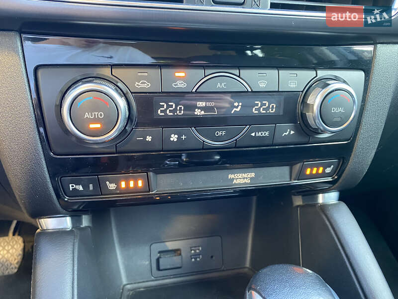 Внедорожник / Кроссовер Mazda CX-5 2016 в Дубно