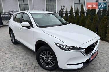 Позашляховик / Кросовер Mazda CX-5 2017 в 