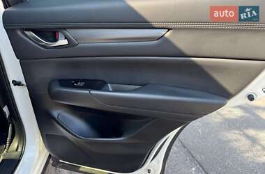 Позашляховик / Кросовер Mazda CX-5 2020 в 