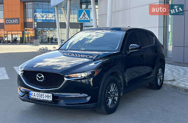 Позашляховик / Кросовер Mazda CX-5 2018 в 