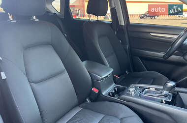 Позашляховик / Кросовер Mazda CX-5 2018 в 