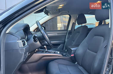 Позашляховик / Кросовер Mazda CX-5 2018 в 