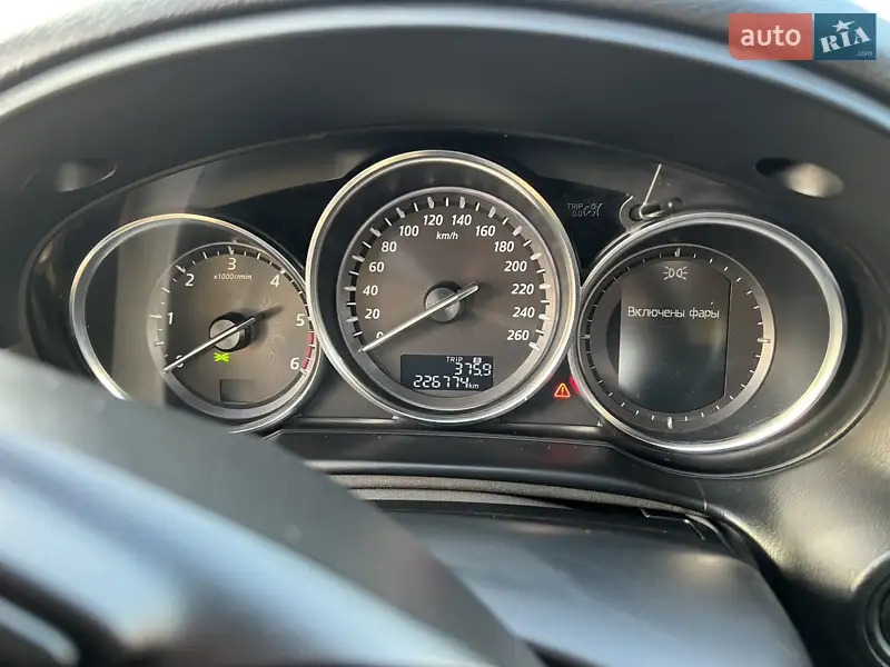 Внедорожник / Кроссовер Mazda CX-5 2012 в 