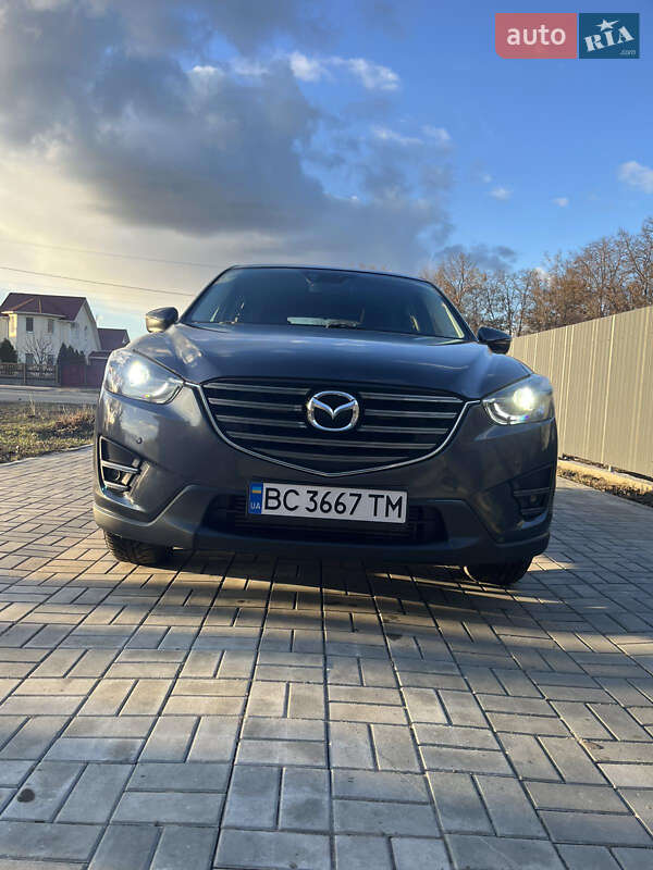 Внедорожник / Кроссовер Mazda CX-5 2016 в Хороле