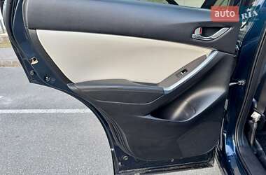 Внедорожник / Кроссовер Mazda CX-5 2015 в 