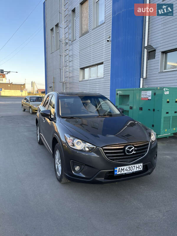 Позашляховик / Кросовер Mazda CX-5 2016 в Малині