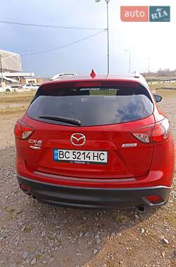 Внедорожник / Кроссовер Mazda CX-5 2016 в 