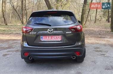 Позашляховик / Кросовер Mazda CX-5 2015 в 