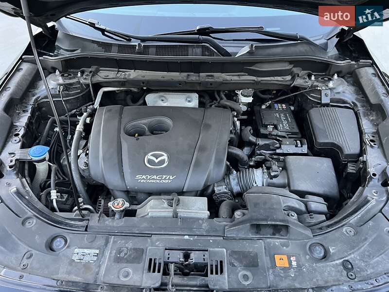 Внедорожник / Кроссовер Mazda CX-5 2017 в Луцке