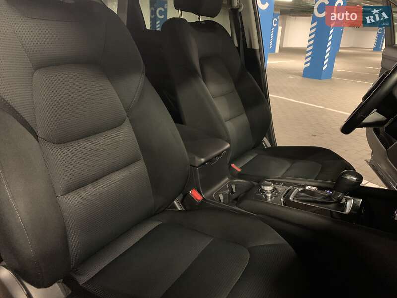 Внедорожник / Кроссовер Mazda CX-5 2019 в Киеве