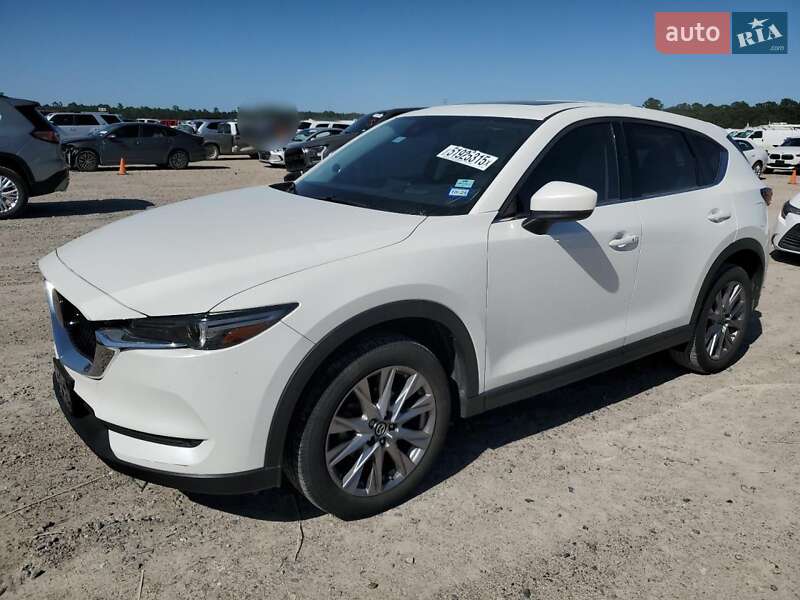 Внедорожник / Кроссовер Mazda CX-5 2020 в 
