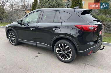 Позашляховик / Кросовер Mazda CX-5 2016 в 