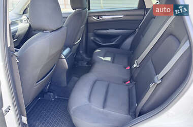 Внедорожник / Кроссовер Mazda CX-5 2018 в 