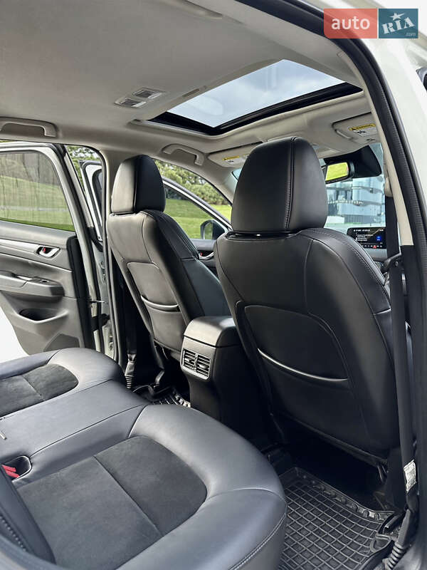 Внедорожник / Кроссовер Mazda CX-5 2017 в Днепре