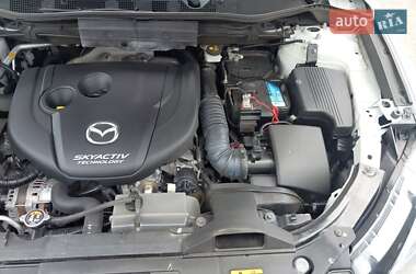 Внедорожник / Кроссовер Mazda CX-5 2016 в 