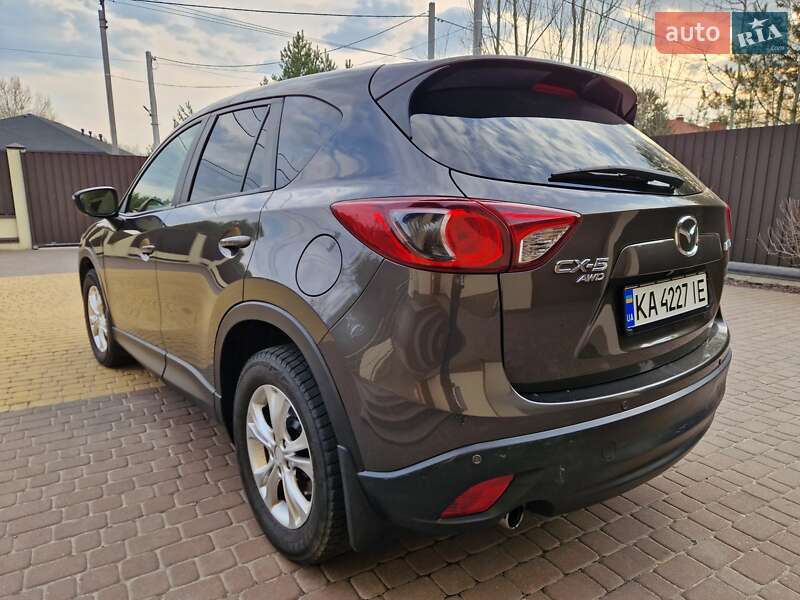 Внедорожник / Кроссовер Mazda CX-5 2017 в Киеве