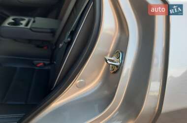 Внедорожник / Кроссовер Mazda CX-5 2023 в 