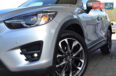 Позашляховик / Кросовер Mazda CX-5 2016 в 