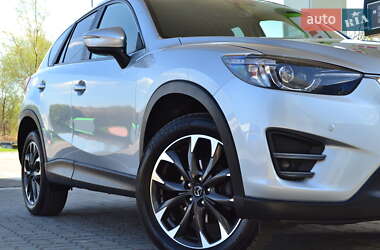Позашляховик / Кросовер Mazda CX-5 2016 в 