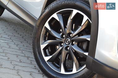 Позашляховик / Кросовер Mazda CX-5 2016 в 