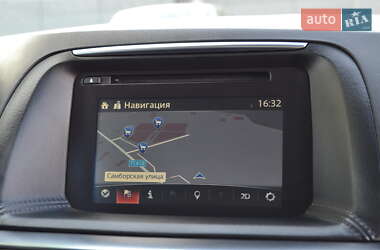 Позашляховик / Кросовер Mazda CX-5 2016 в 