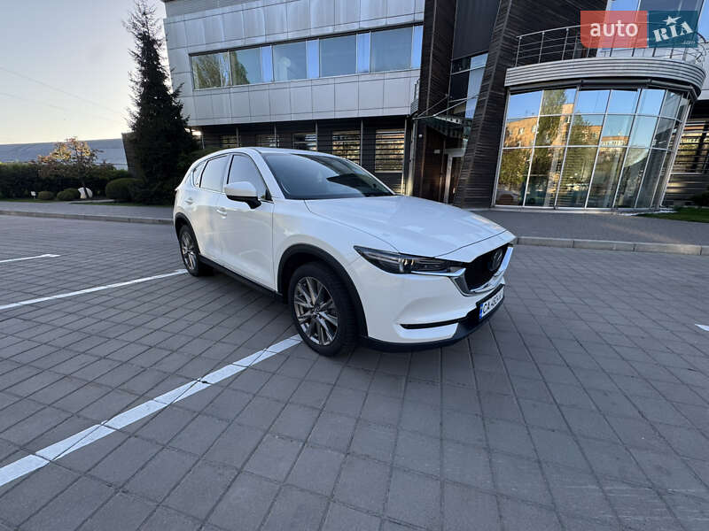Позашляховик / Кросовер Mazda CX-5 2021 в 