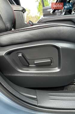 Позашляховик / Кросовер Mazda CX-5 2020 в 