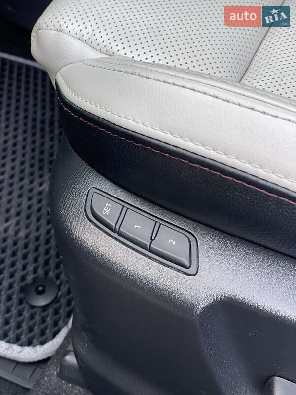 Внедорожник / Кроссовер Mazda CX-5 2016 в Ровно