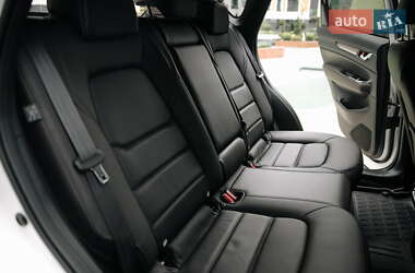 Внедорожник / Кроссовер Mazda CX-5 2023 в 