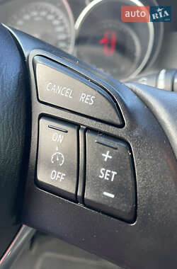 Позашляховик / Кросовер Mazda CX-5 2012 в 