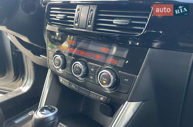 Позашляховик / Кросовер Mazda CX-5 2012 в 
