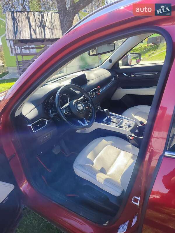 Внедорожник / Кроссовер Mazda CX-5 2018 в Сколе