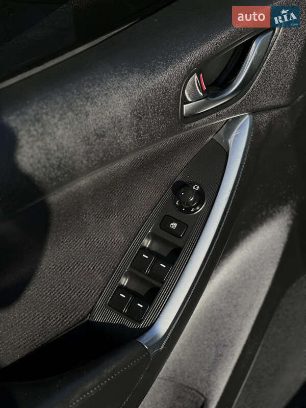 Внедорожник / Кроссовер Mazda CX-5 2013 в Дубно