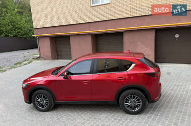 Внедорожник / Кроссовер Mazda CX-5 2017 в 