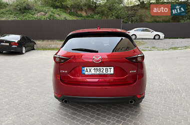 Внедорожник / Кроссовер Mazda CX-5 2017 в 