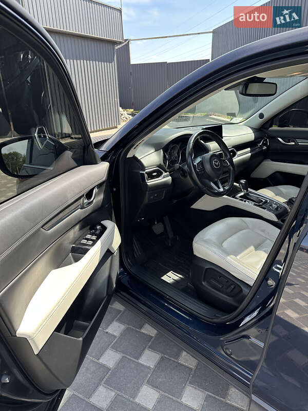 Позашляховик / Кросовер Mazda CX-5 2017 в Полтаві