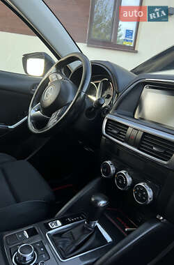 Позашляховик / Кросовер Mazda CX-5 2015 в 