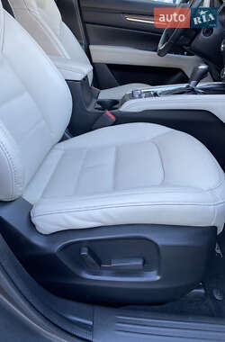 Внедорожник / Кроссовер Mazda CX-5 2018 в 