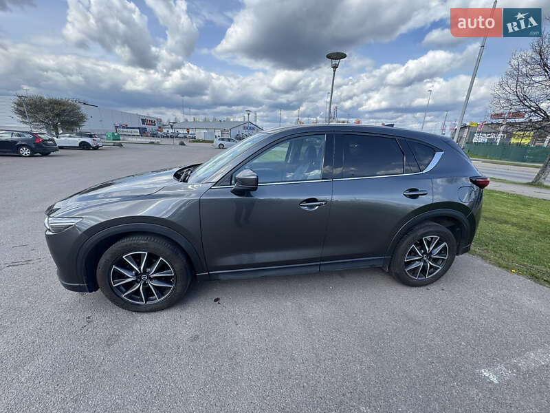 Внедорожник / Кроссовер Mazda CX-5 2017 в Киеве