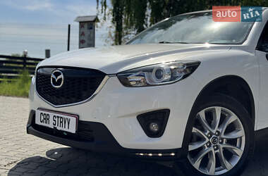 Позашляховик / Кросовер Mazda CX-5 2014 в 