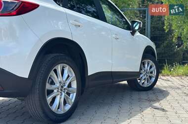 Позашляховик / Кросовер Mazda CX-5 2014 в 