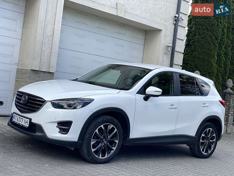 Внедорожник / Кроссовер Mazda CX-5 2015 в Надворной